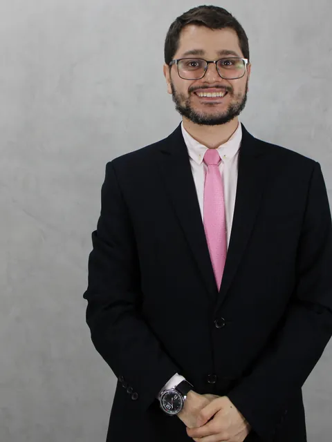 Renzo Tardin Ribeiro de Castro, advogado do escritório